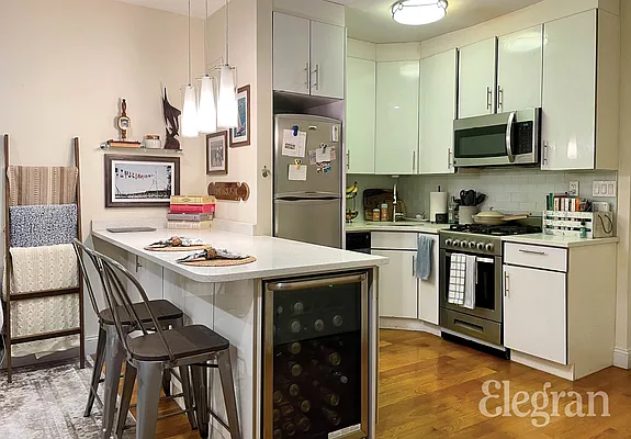 Rented by (Legacy) Elegran | media 15