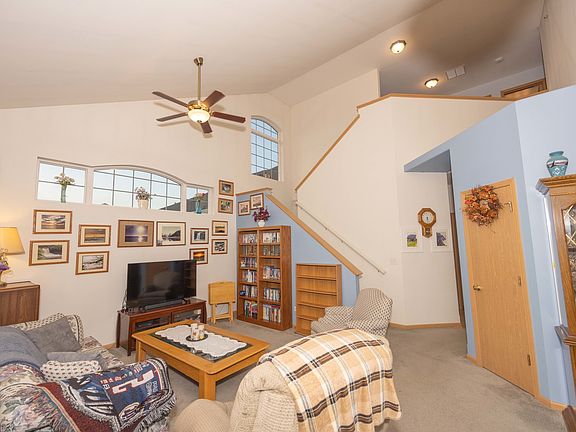 4th image of 1420 Covered Bridge Way #1420