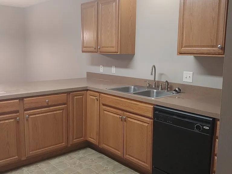 714 Willis Ave #B — Photo 5