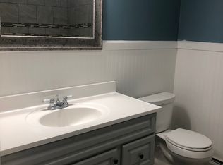 1517 Stanford Rd, Bethlehem, PA 18018