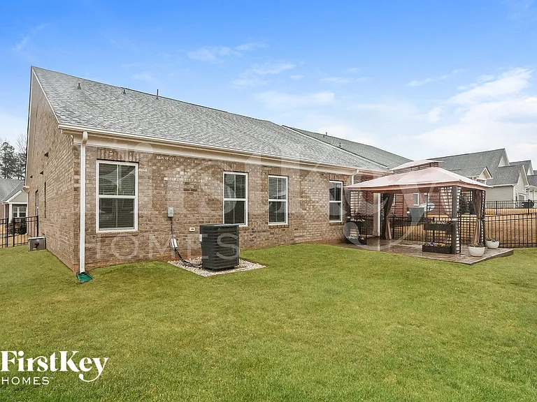 6425 Brighton Park Dr — Photo 15