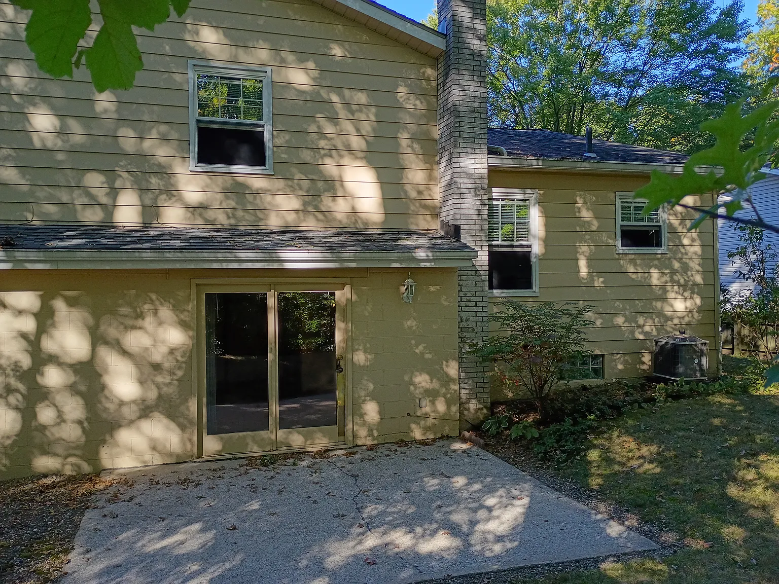 4207 Woodpark Dr — Photo 2