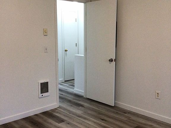 5th image of 3108 H St APT 3
