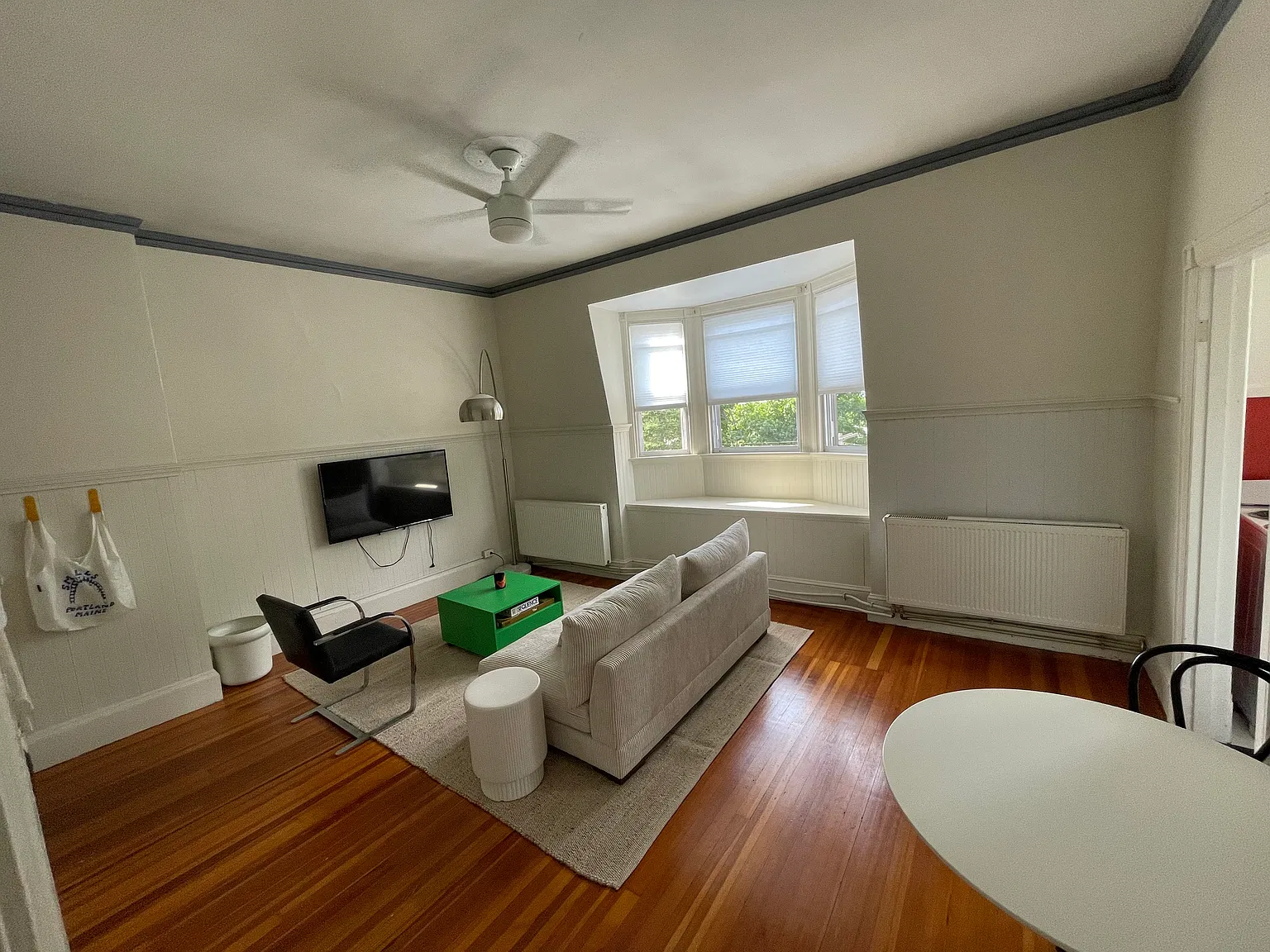 1 bed, $2,200 — Photo 2
