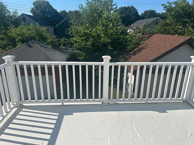 60 Shoreham Pkwy #2 — Photo 2
