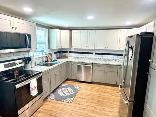 5525 Ben Franklin Ln, North Fort Myers, FL 33917