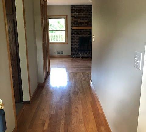 2nd image of 1800 W 140th St