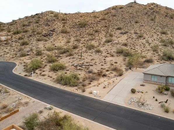 3915 E MELODY Drive #18, Phoenix, AZ 85042