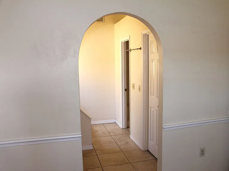 3036 Dellcrest Pl — Photo 9