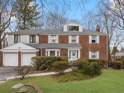 11 Blenheim Drive, Manhasset, NY, 11030