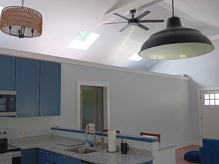 545 Maple St — Photo 6