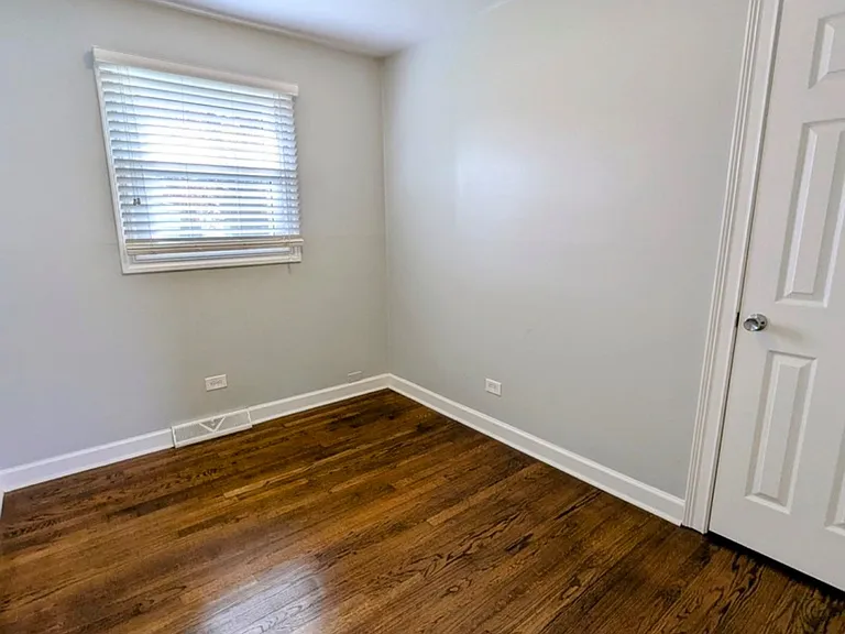 11447 S Natoma Ave — Photo 4