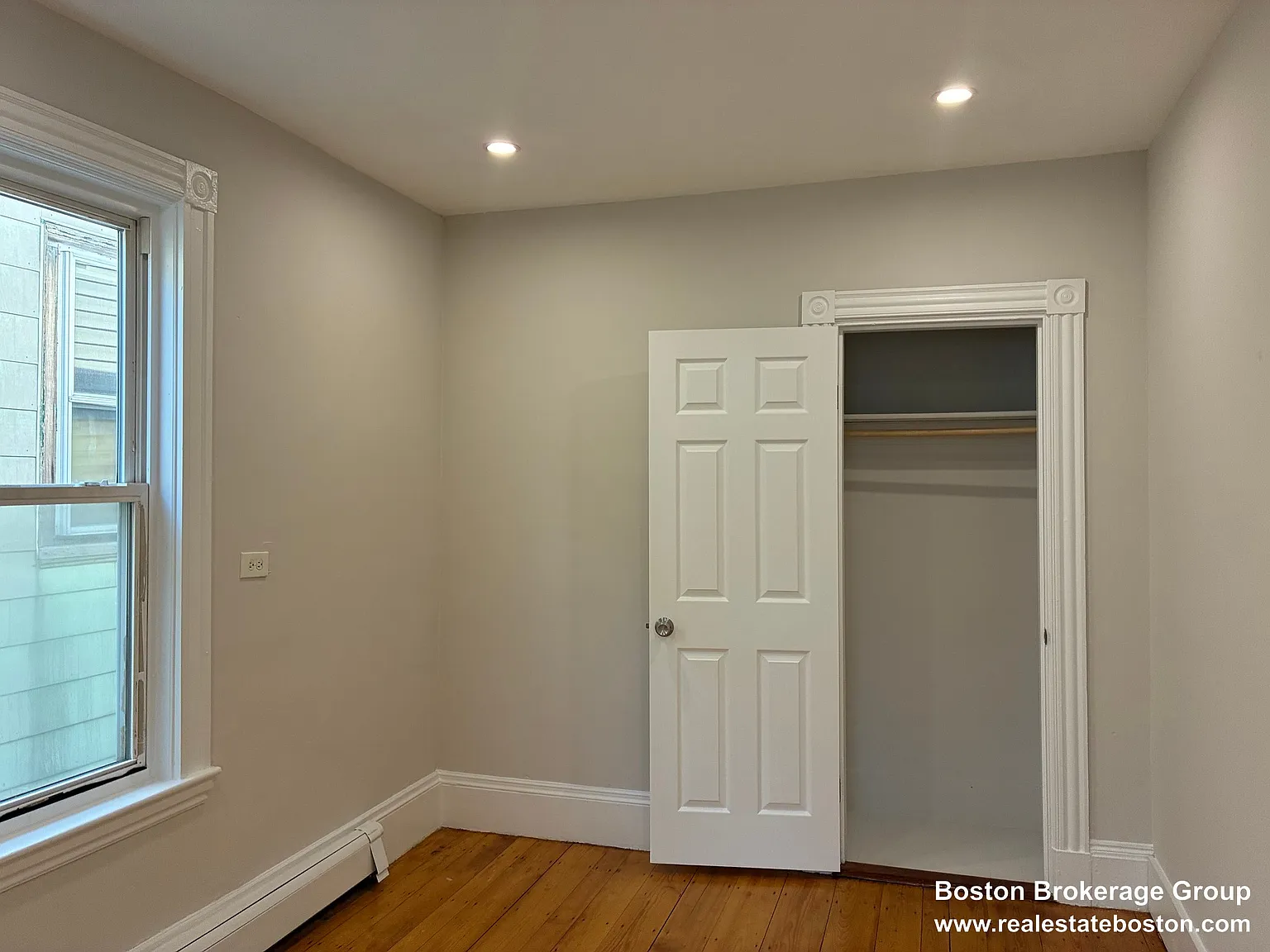 3 bed, 1.0 bath, $2,850 — Photo 4