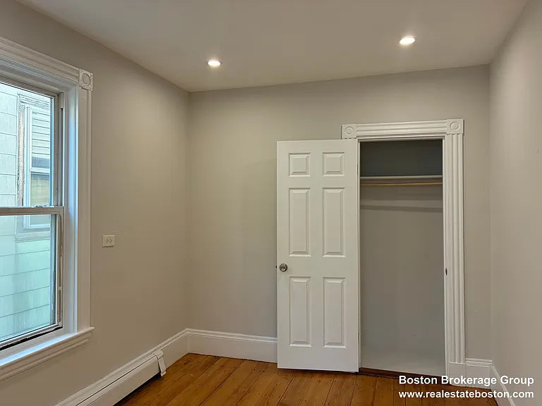22 Howell St #3 — Photo 4