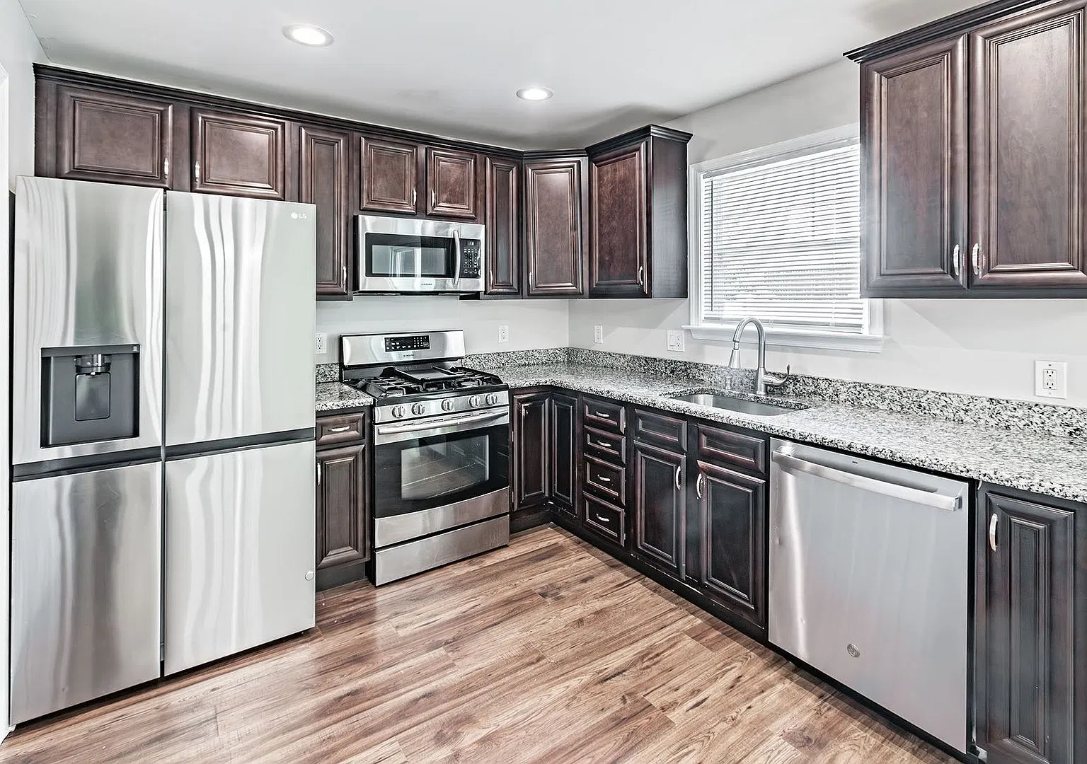 3 bedroom, 1.5 bath townhome in New Castle — Photo 3