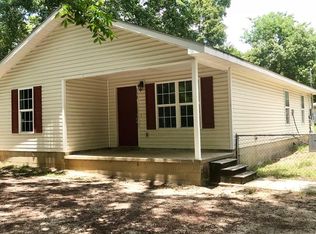 908 Chickasaw St, Dothan, AL 36303