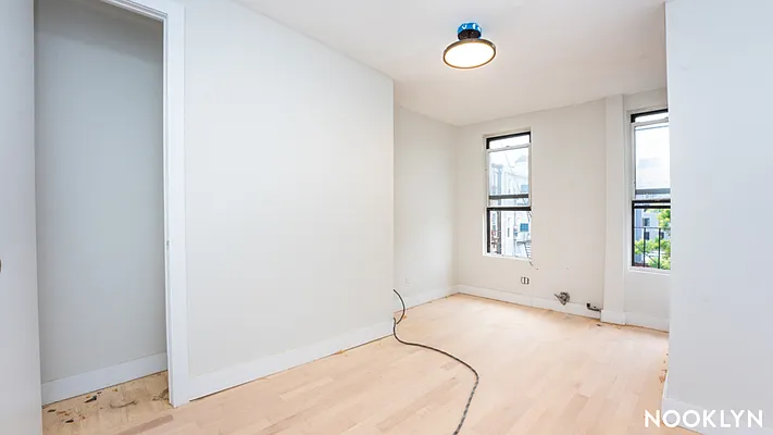 Rented by Nooklyn NYC LLC | media 26