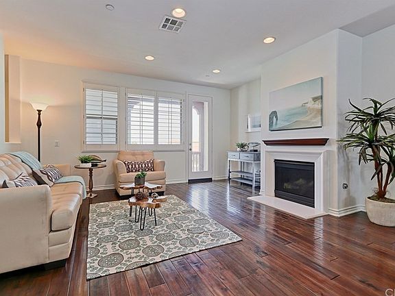 4th image of 52 Palos Verdes Blvd