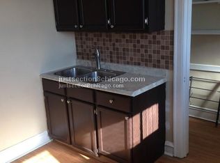 7030 S Cregier Ave APT 2B, Chicago, IL 60649