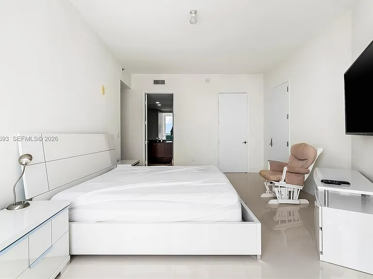 16001 Collins Ave #2605 — Photo 17