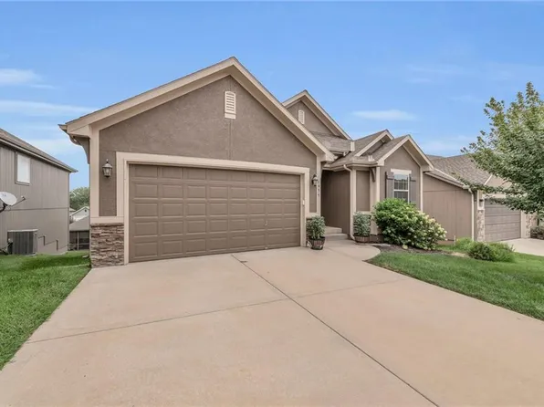 6635 Wedd Pl, Merriam, KS 66203