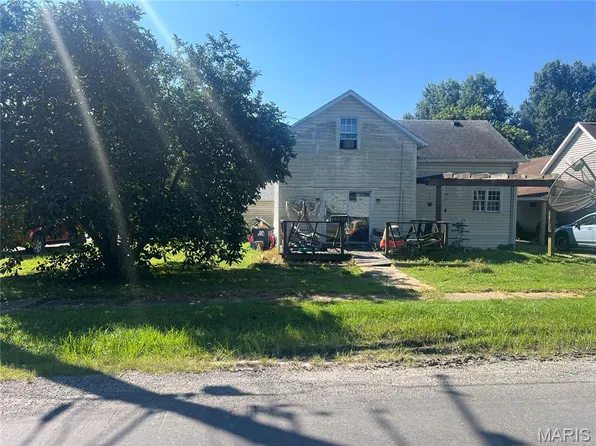414 E Wilson Ave, Gillespie, IL 62033