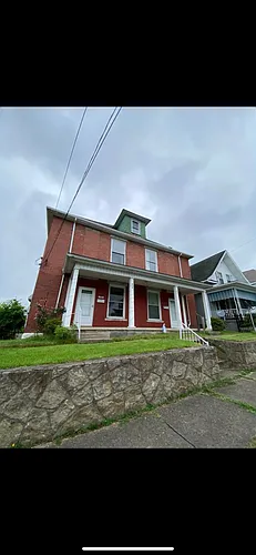 310 Maryland Ave Photo 1