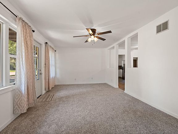 5th image of 5082 Concord Ave