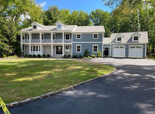 6 Balfour Ln, Scotch Plains, NJ 07076