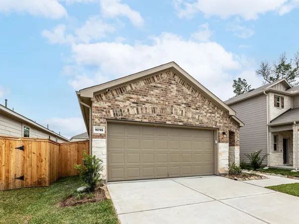 16745 Oak Bough Dr, Conroe, TX 77302