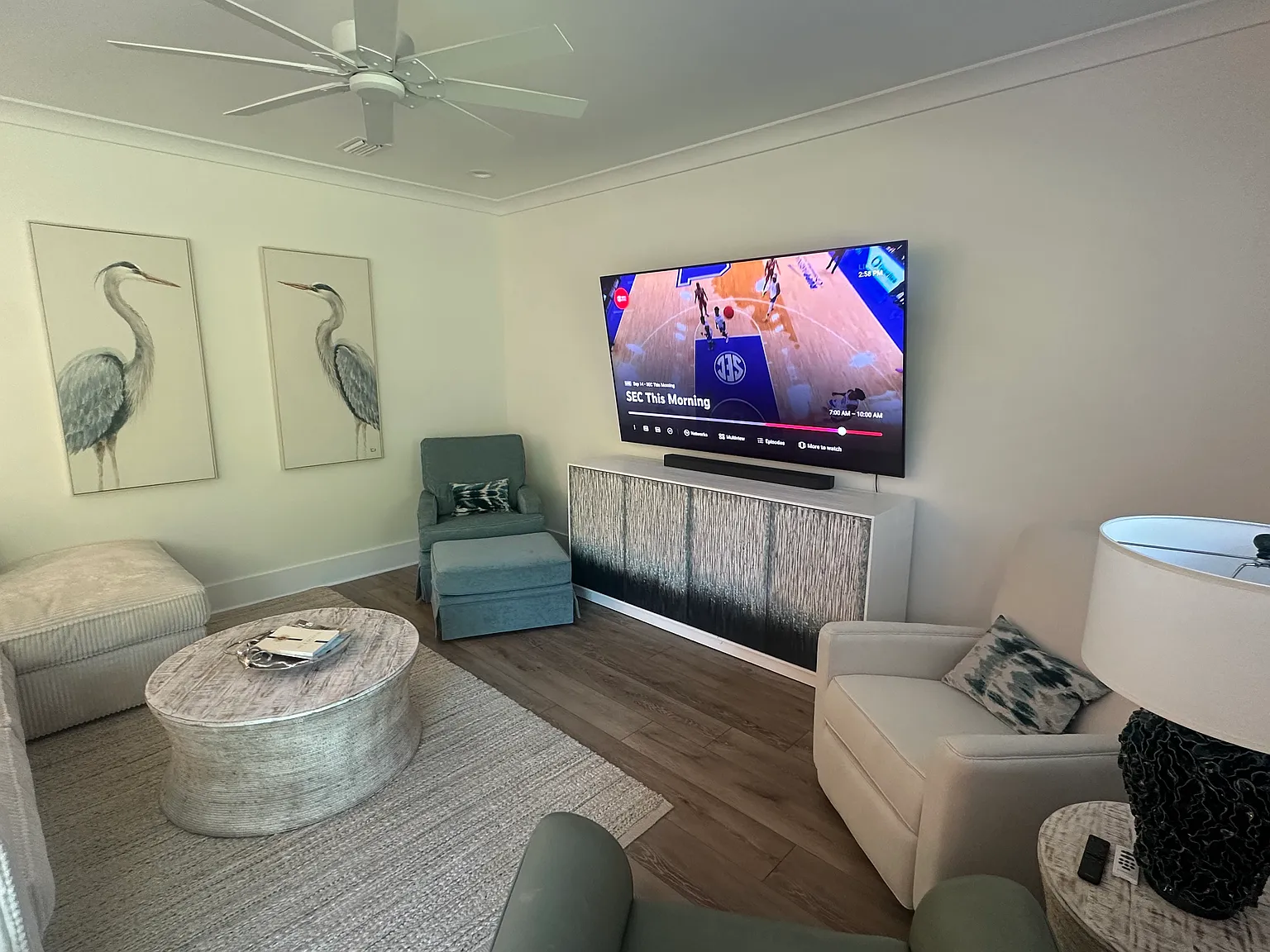 4 bed, 2132 sqft, $3,850 — Photo 2