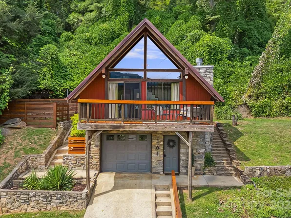 161 Spencer St, Clyde, NC 28721