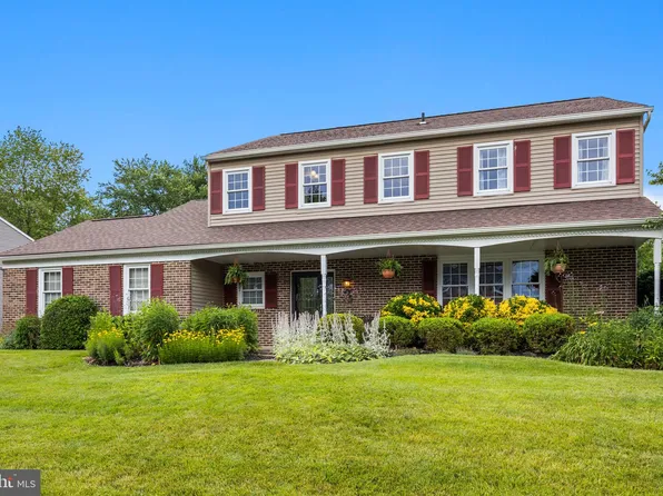 255 Newgate Rd, Langhorne, PA 19047