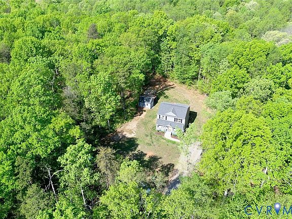 3rd image of 4957 Hill Rd