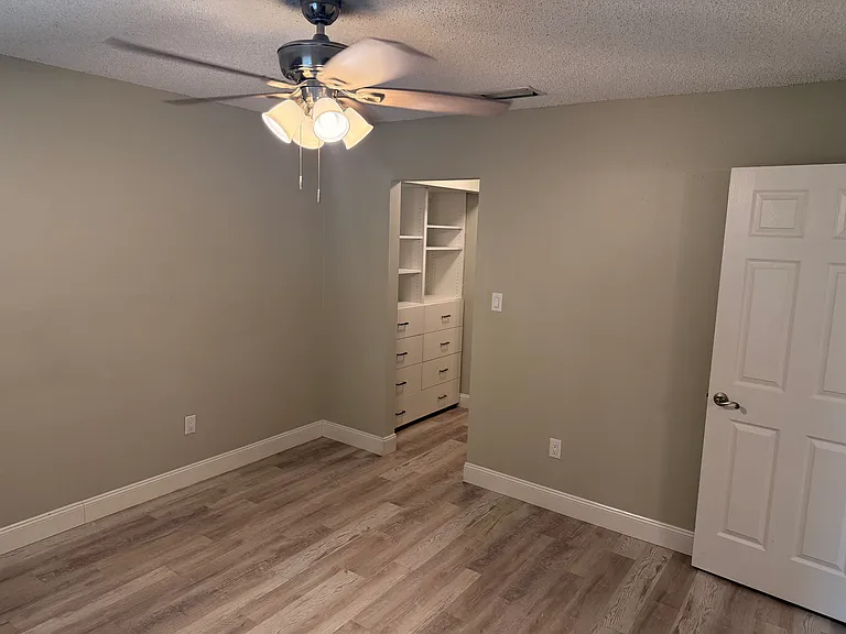 Unfurnished photos - master bedroom