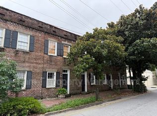240 Price St, Savannah, GA 31401