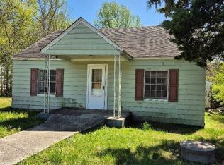 3167 W 3rd St, Farmville, VA 23901