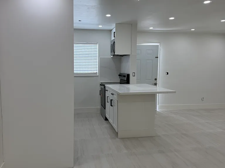 3265 Griffin Rd #101 — Photo 11