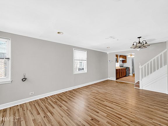 3rd image of 2219 E 97th St #2219