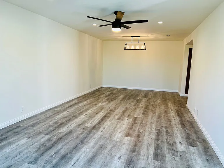 5700 Ravenspur Dr #209 — Photo 7
