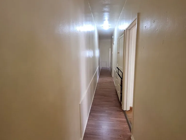 1820 S Wilton Pl — Photo 12