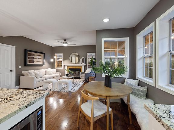 4th image of 705 Avenue Del Oro