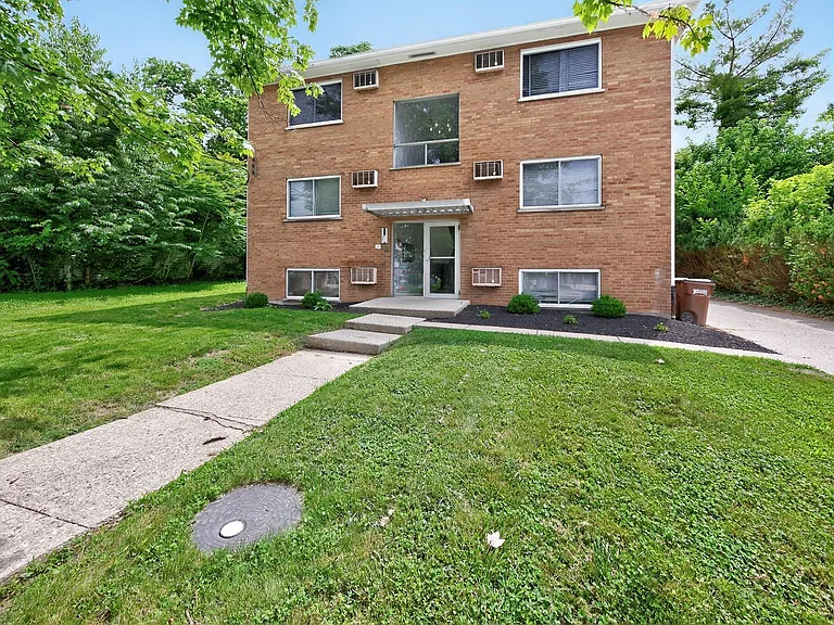 6140 Ridge Ave #7 — Photo 11