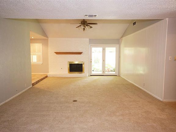 5th image of 312 Franciscan Dr