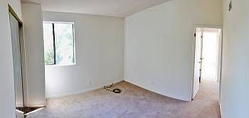3rd image of 630 N Sunnyslope Ave