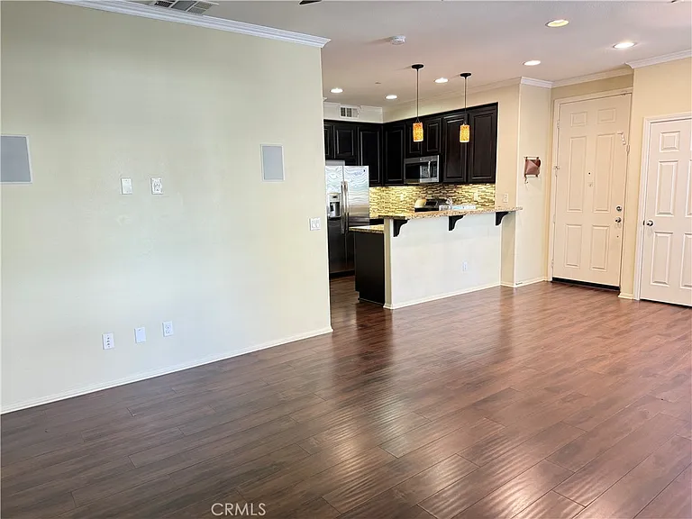 10510 Maple Ln — Photo 6