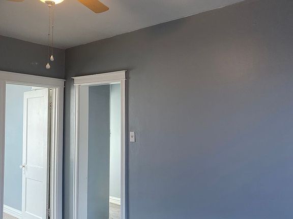 4th image of 4327 Oregon Ave