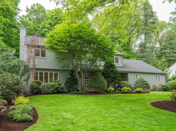 79 Arlen Way, West Hartford, CT 06117