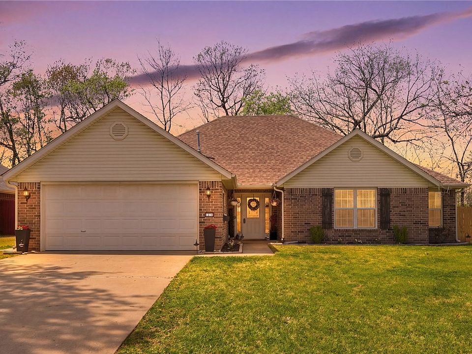 1st image of 3216 Eaglecrest Cir