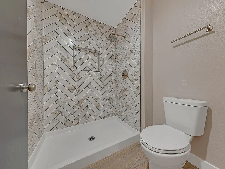 8705 Prairie Hill Dr — Photo 21